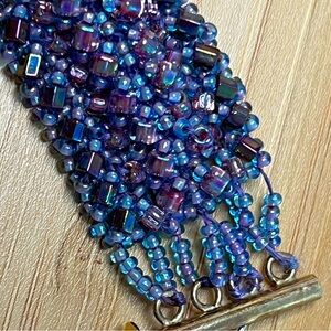 Vintage purple beaded bracelet 7”